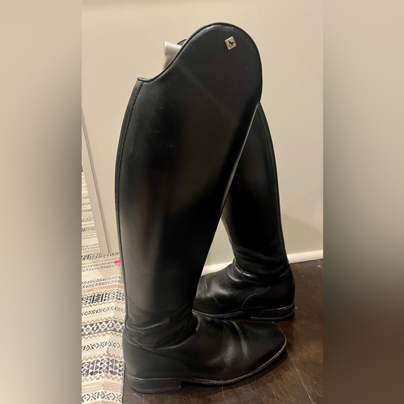 Black Riding Boots - Picture 4 of 5
